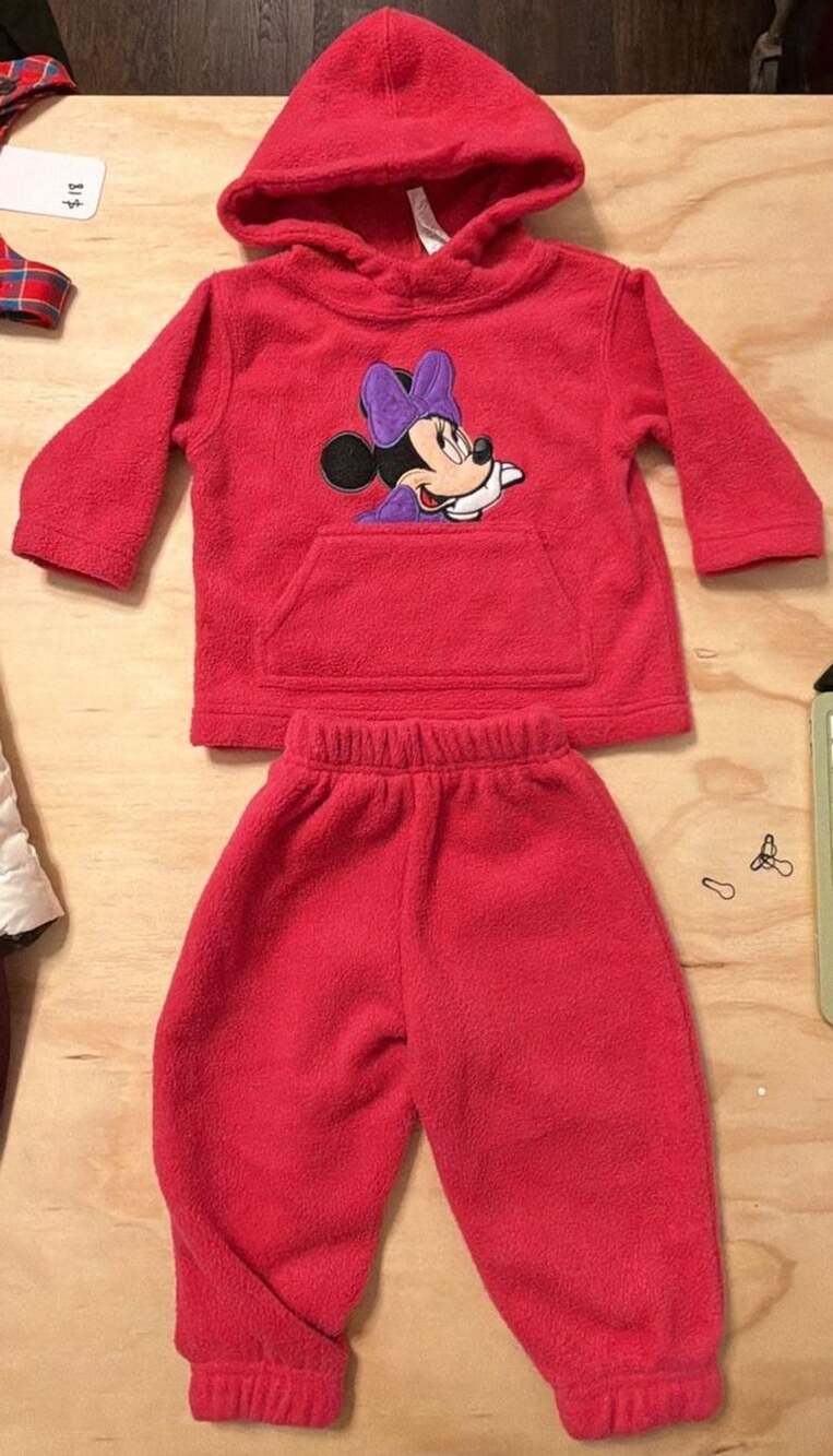 The Disney Store Minnie Mouse Infant Red Fleece Pullover Hoodie and Jogger Pants